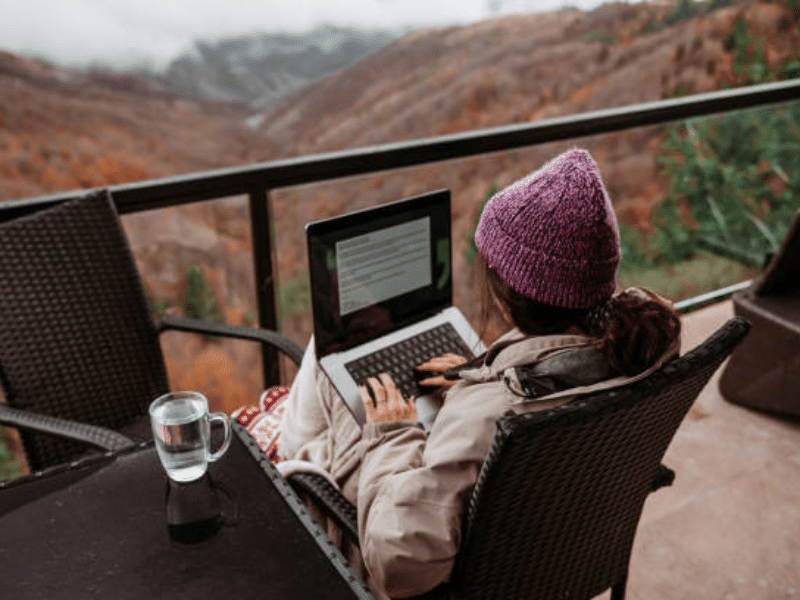 Our Starlink installers can get you connected to the internet anywhere.