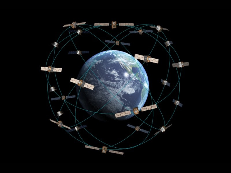 Availability and deployment status: satellite constellation coverage and launches.