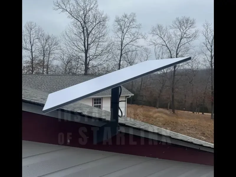 A completed Starlink gen 3 install using a standard wall mount to the fascia board of a one story home, done by our expert installers.
